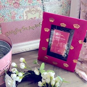 🎀👑Juicy Couture Picture Frame soft gold crown pink 👑✨🎀
